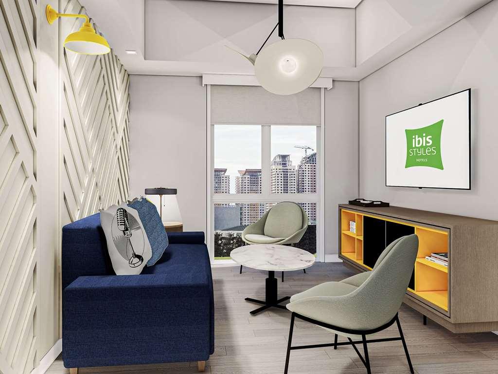 Ibis Styles Manila Araneta City Quezon City Rum bild
