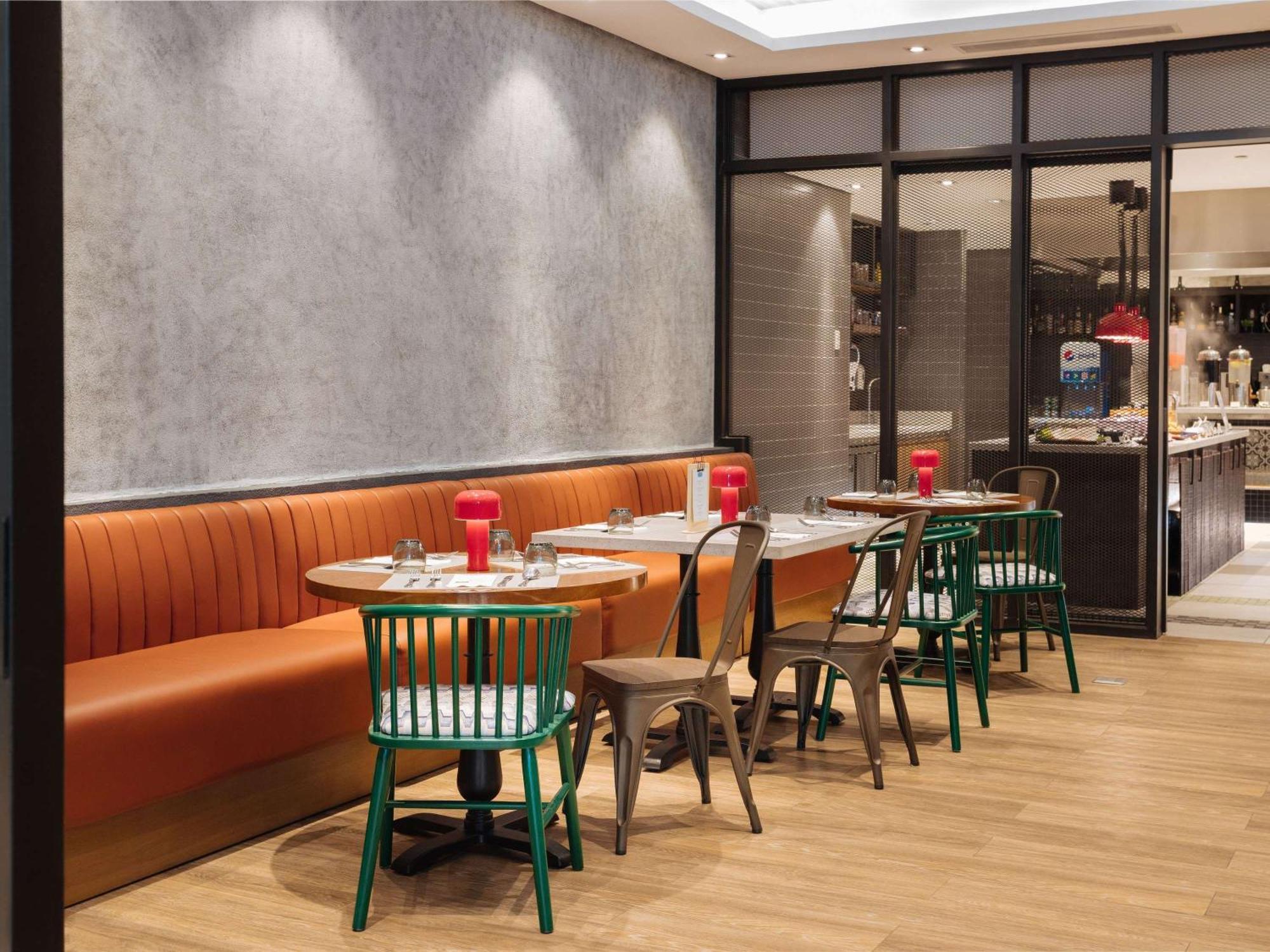 Ibis Styles Manila Araneta City Quezon City Exteriör bild